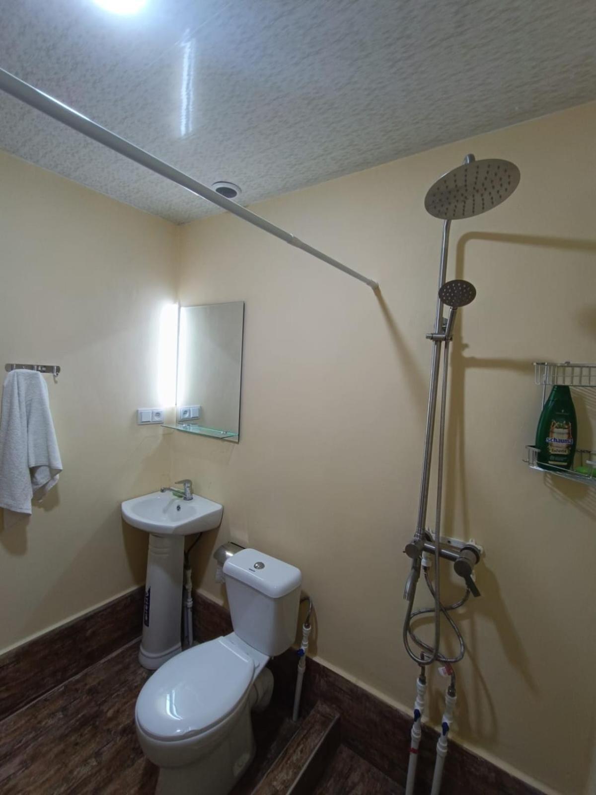 גוריס Verishen Guest House B&B מראה חיצוני תמונה