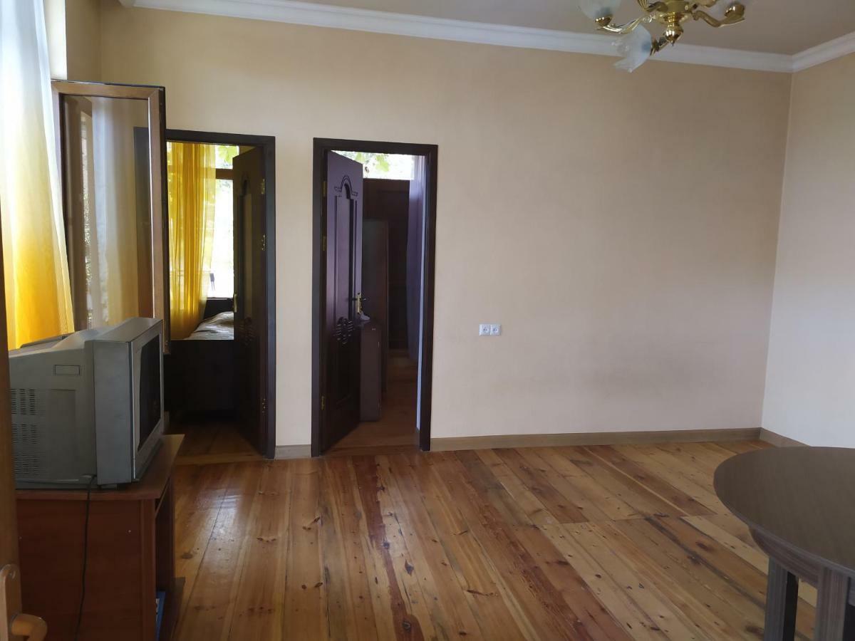גוריס Verishen Guest House B&B מראה חיצוני תמונה